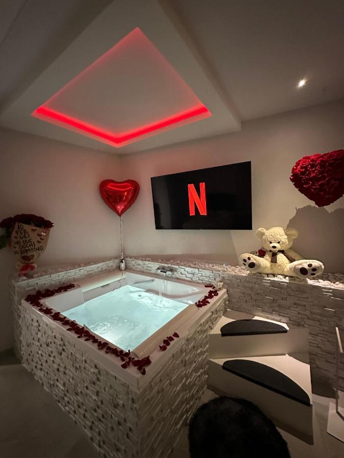 Michy Apartment نابولي المظهر الخارجي الصورة