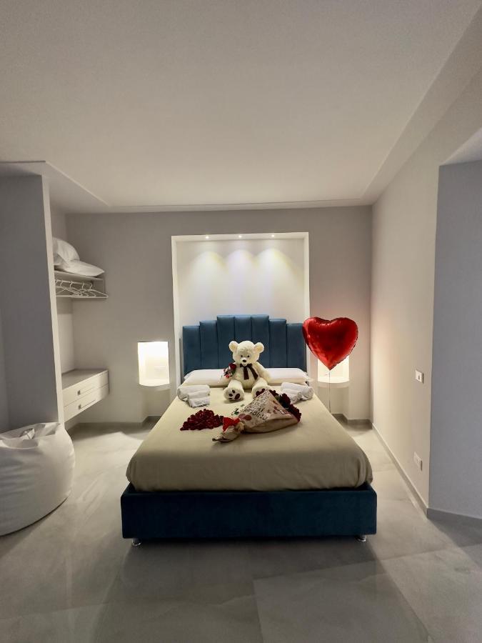 Michy Apartment نابولي المظهر الخارجي الصورة