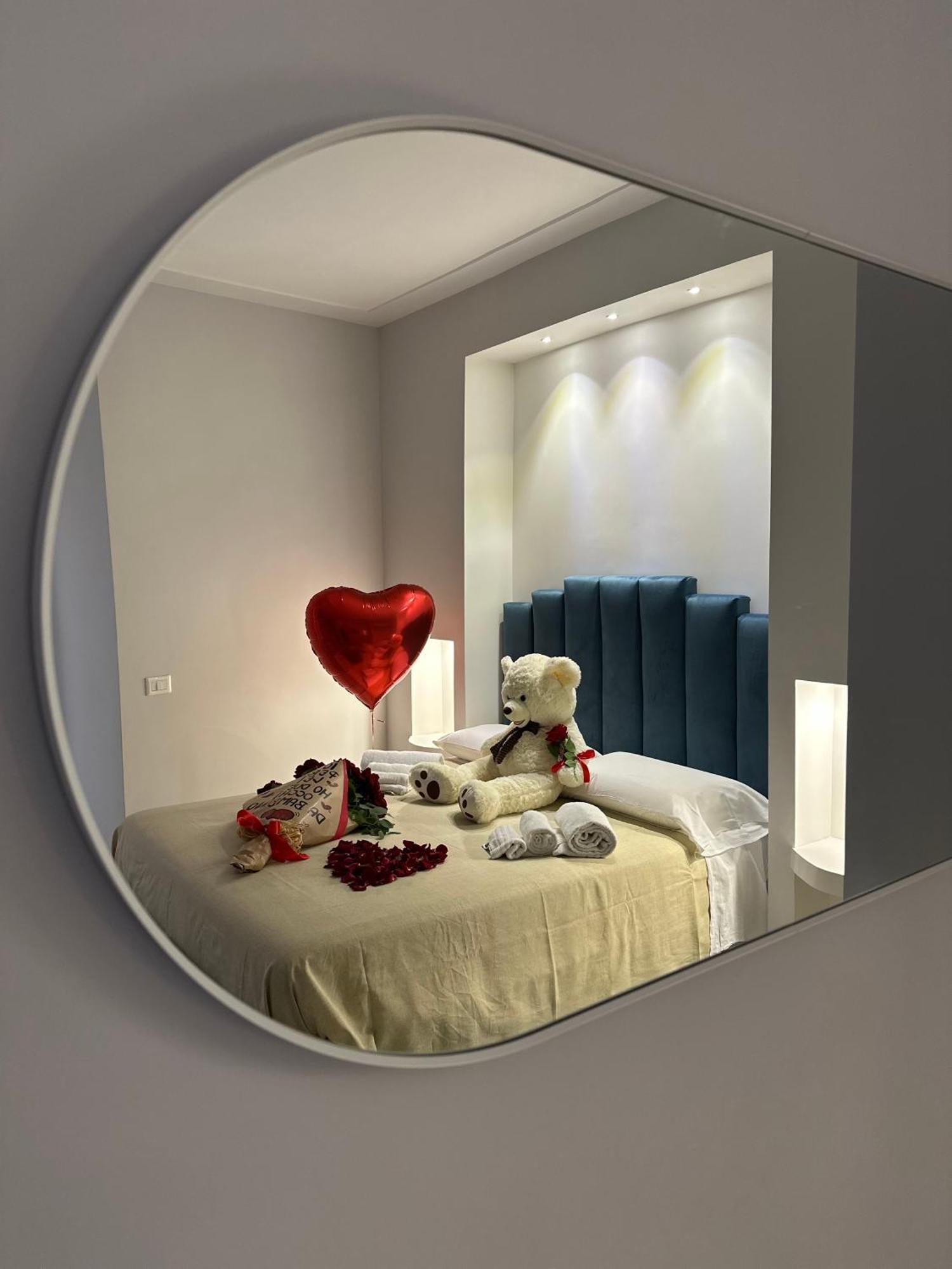 Michy Apartment نابولي المظهر الخارجي الصورة